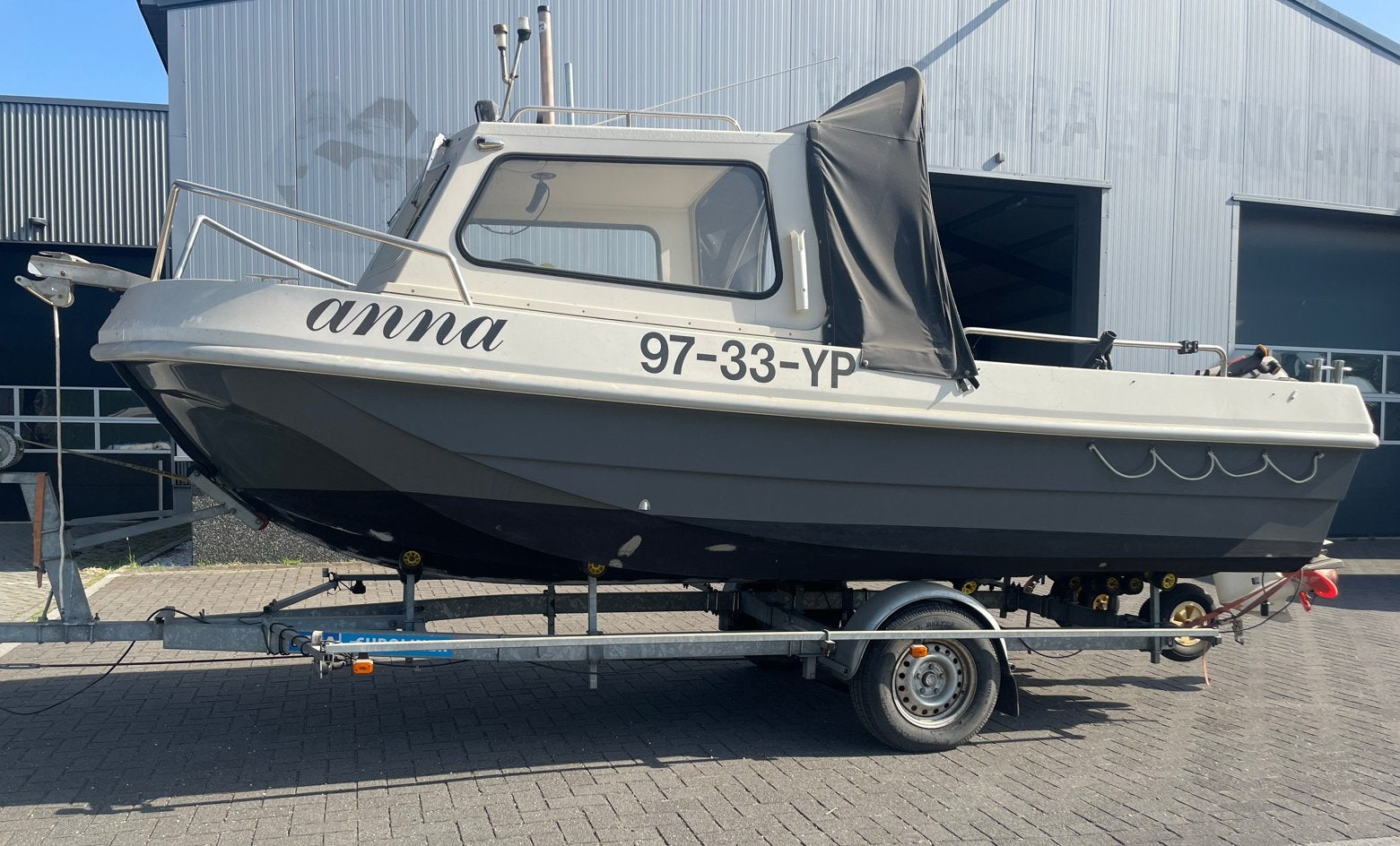 Stabiele polyester kajuitboot met Evinrude 90pk motor, Watersport en Boten, Overige merken, Gebruikt, Afdekzeil, Kajuitboot