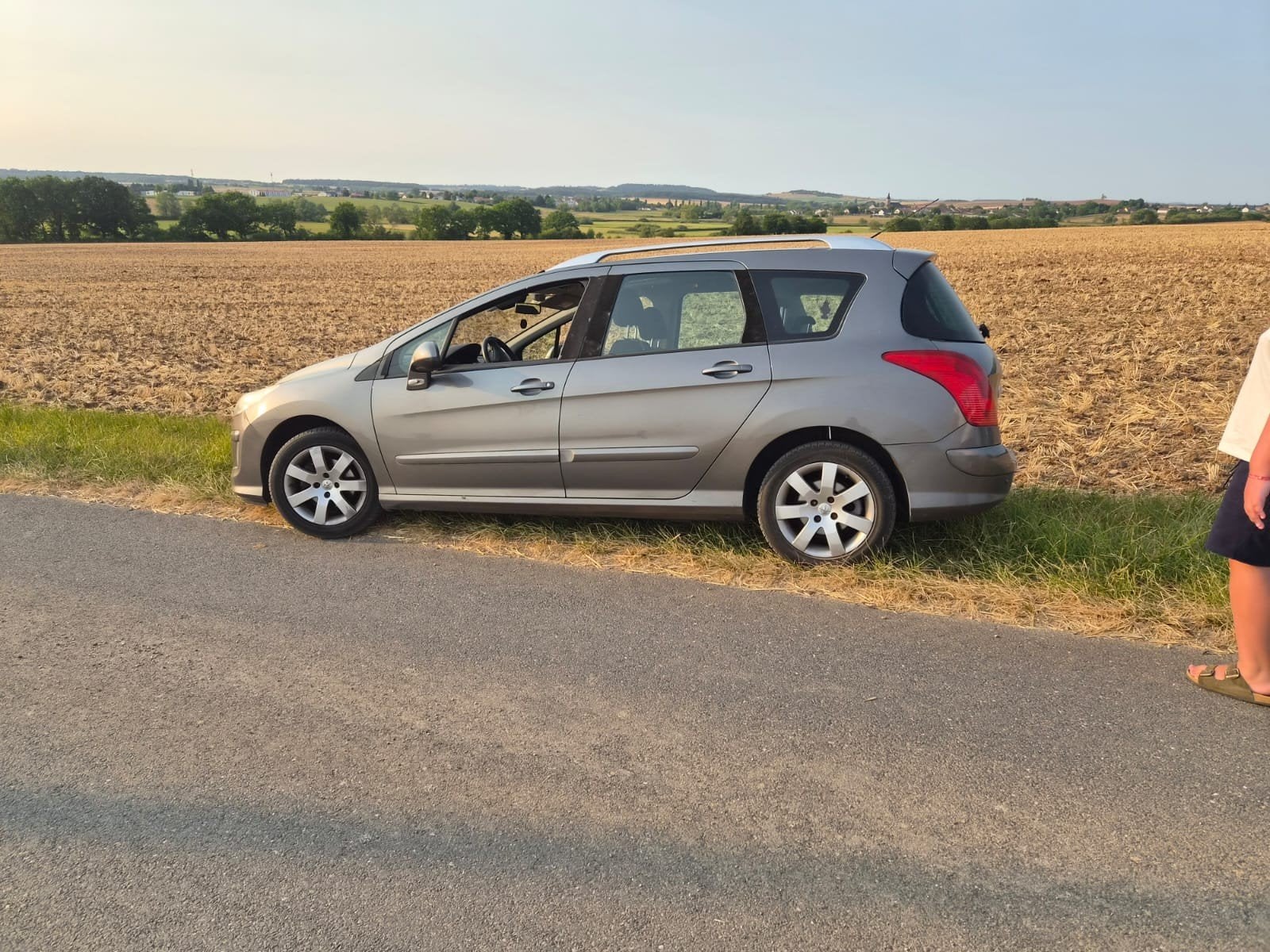Super fijne en goede vakantie auto Peugeot 308sw, Ophalen
