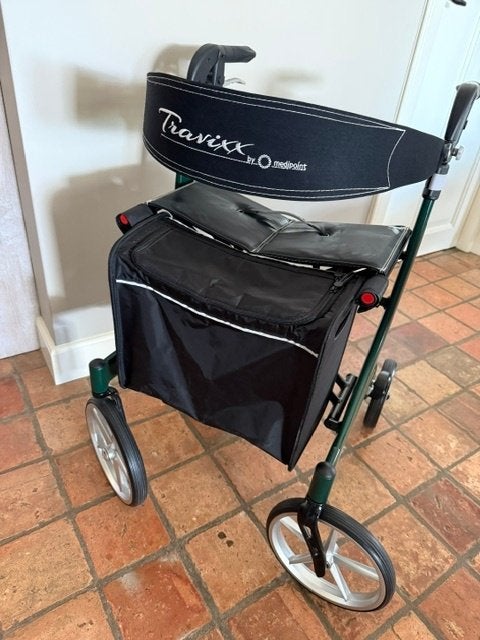 Travixx Deluxe Rollator, Ophalen, Opvouwbaar, Zo goed als nieuw