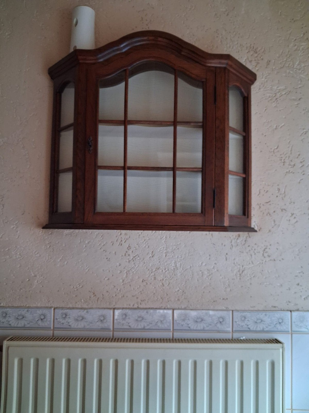 Antiek porseleinen theeservies met gouden accenten met kast, Antiek en Kunst, Ophalen