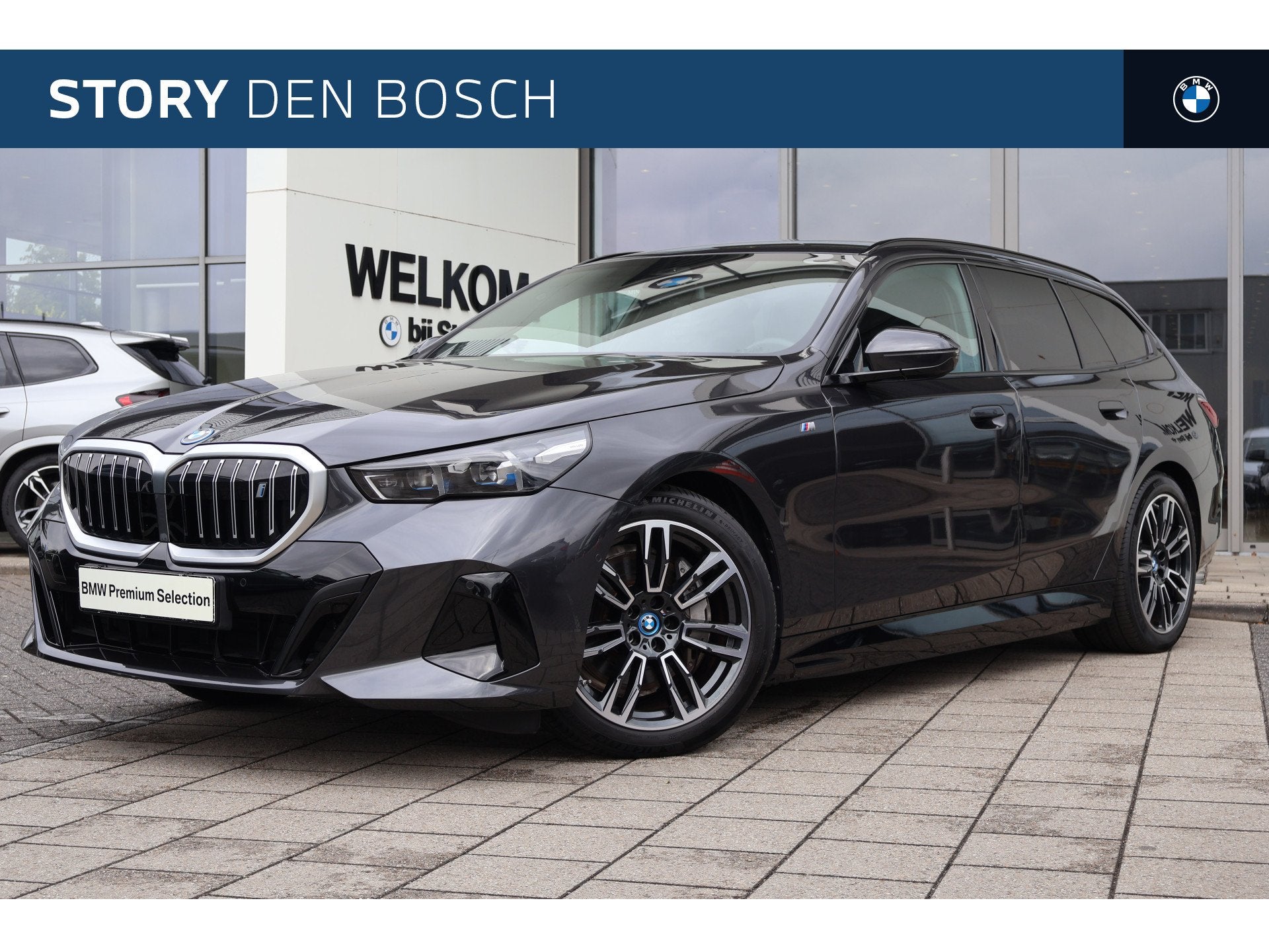 BMW i5 Touring eDrive40 M Sport / Trekhaak / Harman-Kardon /
