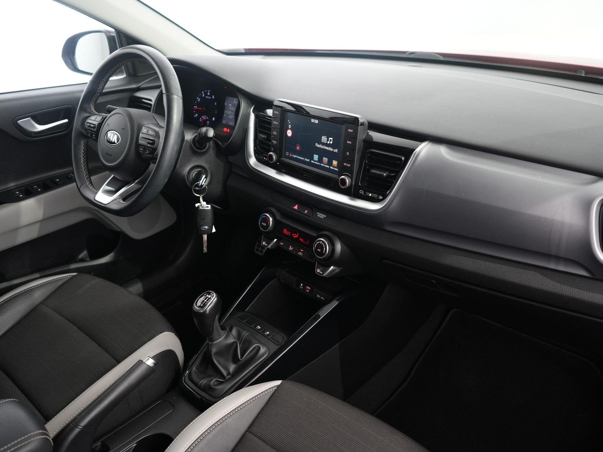 Kia Stonic 1.0 T-GDi DynamicPlusLine | Carplay | Camera | Cr, Auto's, Voorwielaandrijving, Gebruikt, Euro 6, Handgeschakeld