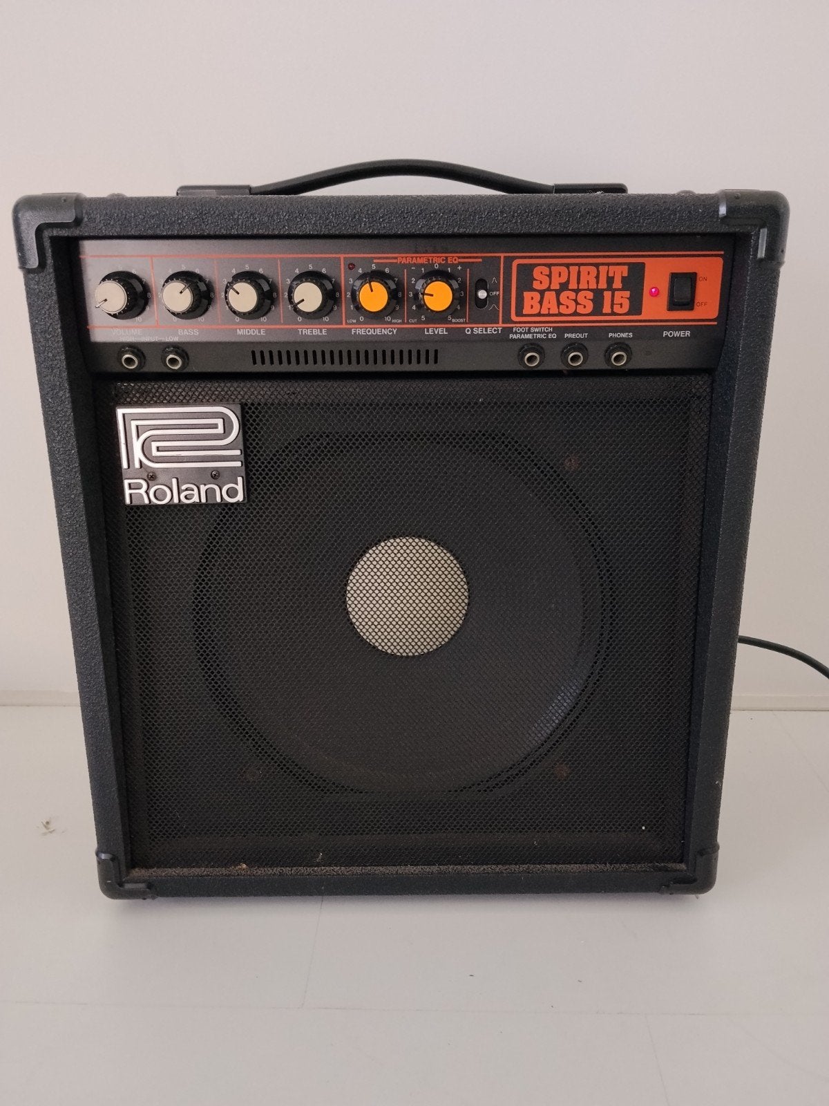 Roland Spirit Bass 15 basgitaarversterker versterker, Muziek en Instrumenten, Ophalen of Verzenden, Gebruikt, Basgitaar, Minder dan 50 watt