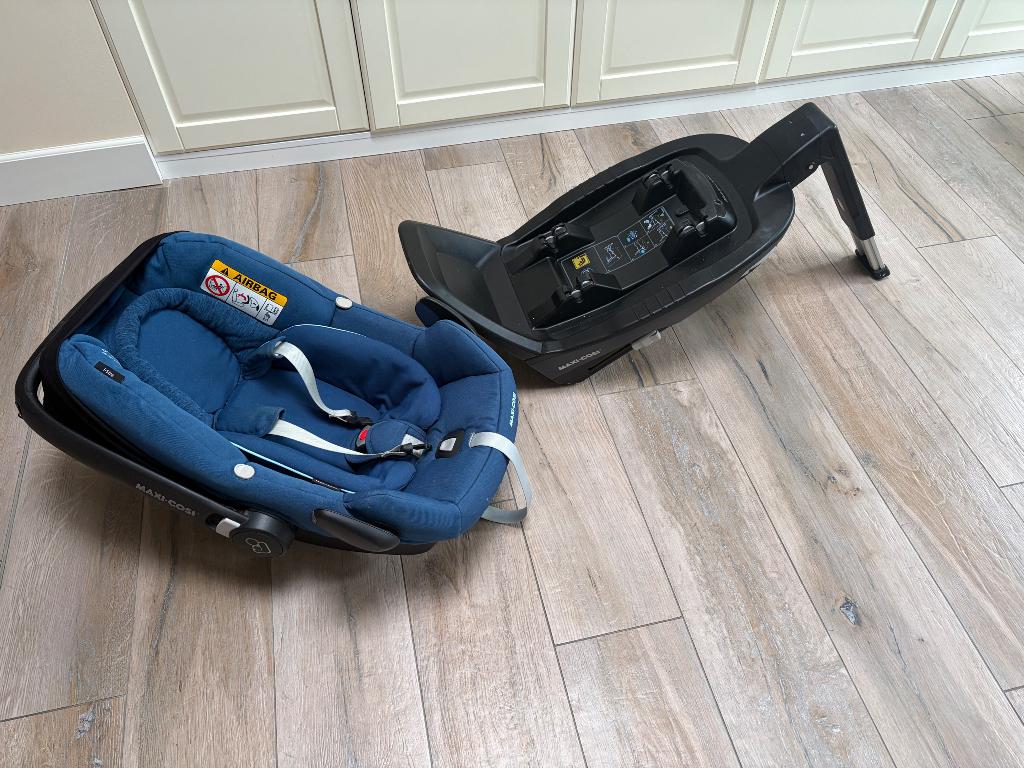 Maxi Cosi met base, Ophalen, Gebruikt, Isofix, 0 t/m 13 kg