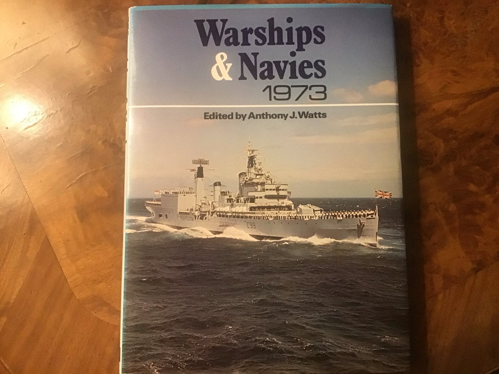 Warships & Navies 1973 - Maritiem Jaarboek, Ophalen of Verzenden, 1945 tot heden, Gelezen, Marine