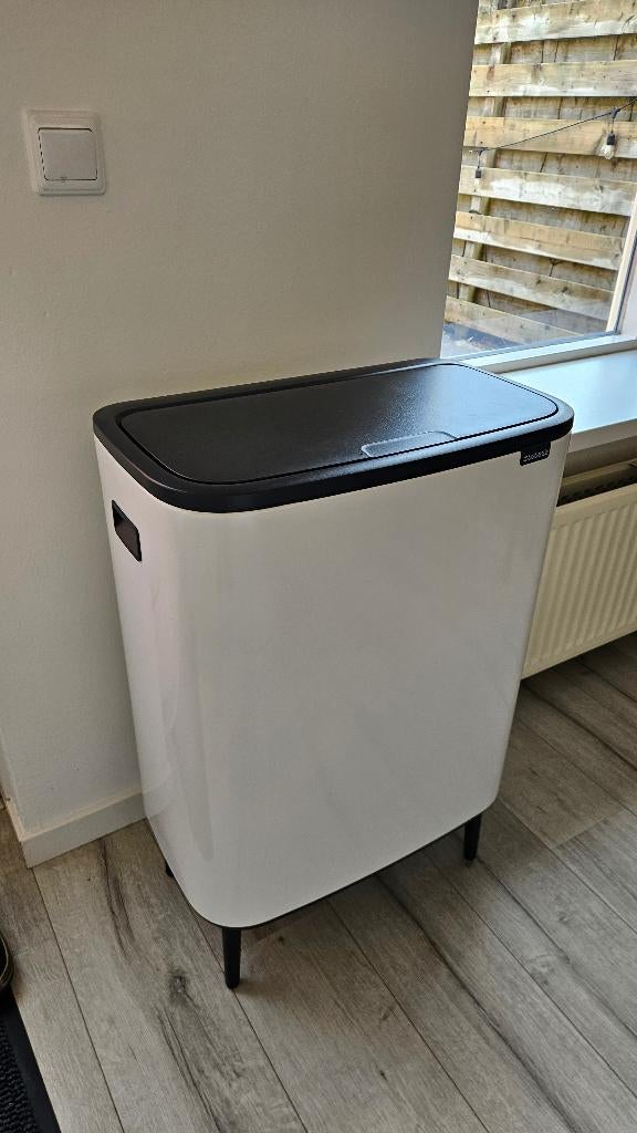 Brabantia Bo Touch Bin Hi Afvalemmer 2 x 30 L - Wit, Ophalen, Kunststof, 40 liter of meer, Zo goed als nieuw