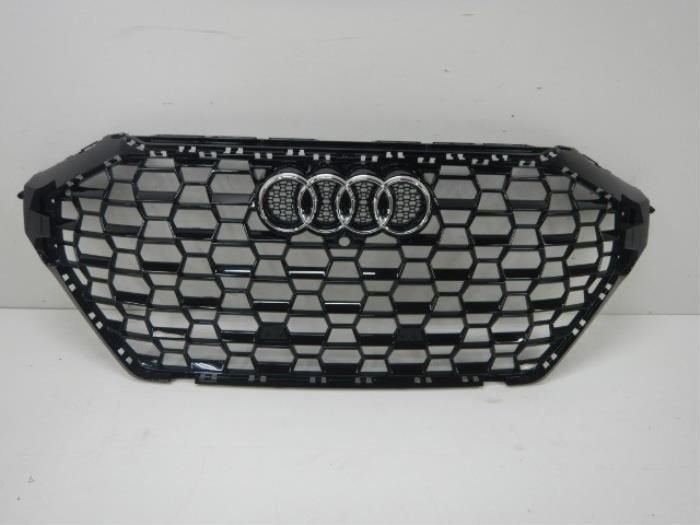 Audi RSQ3 83F Embleem Grille Hoogglans Zwart, Ophalen of Verzenden, Gebruikt
