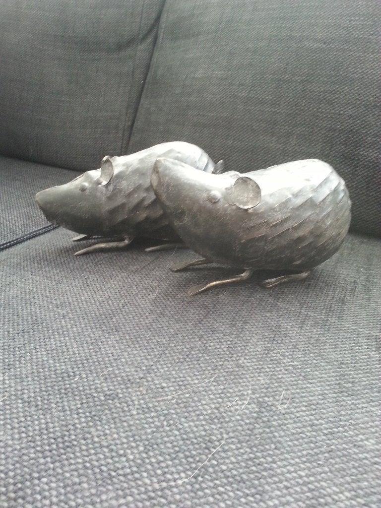 Metalen marmotten cavia decoratie vergrijsde kleur 2 stuks, Ophalen, Metaal