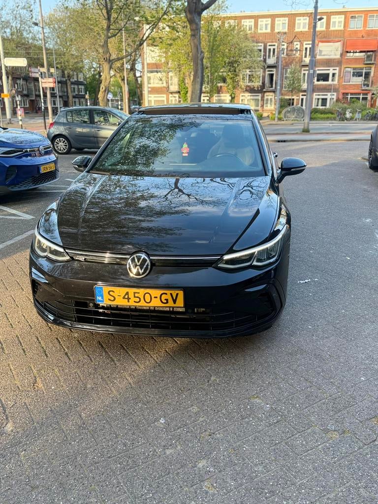 Volkswagen golf 8 1.5  3X R-Line DSG, Automaat, Alcantara, Zwart, Bedrijf