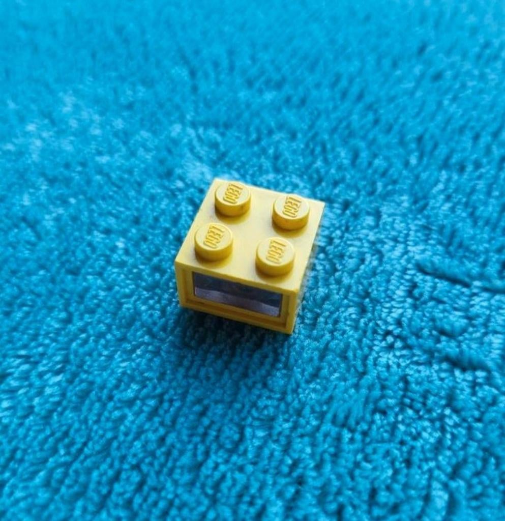 Lego (trein) 4,5 Volt verlichting blok lamp 2x2x1 Geel., Ophalen of Verzenden, Gebruikt, Losse stenen, Lego