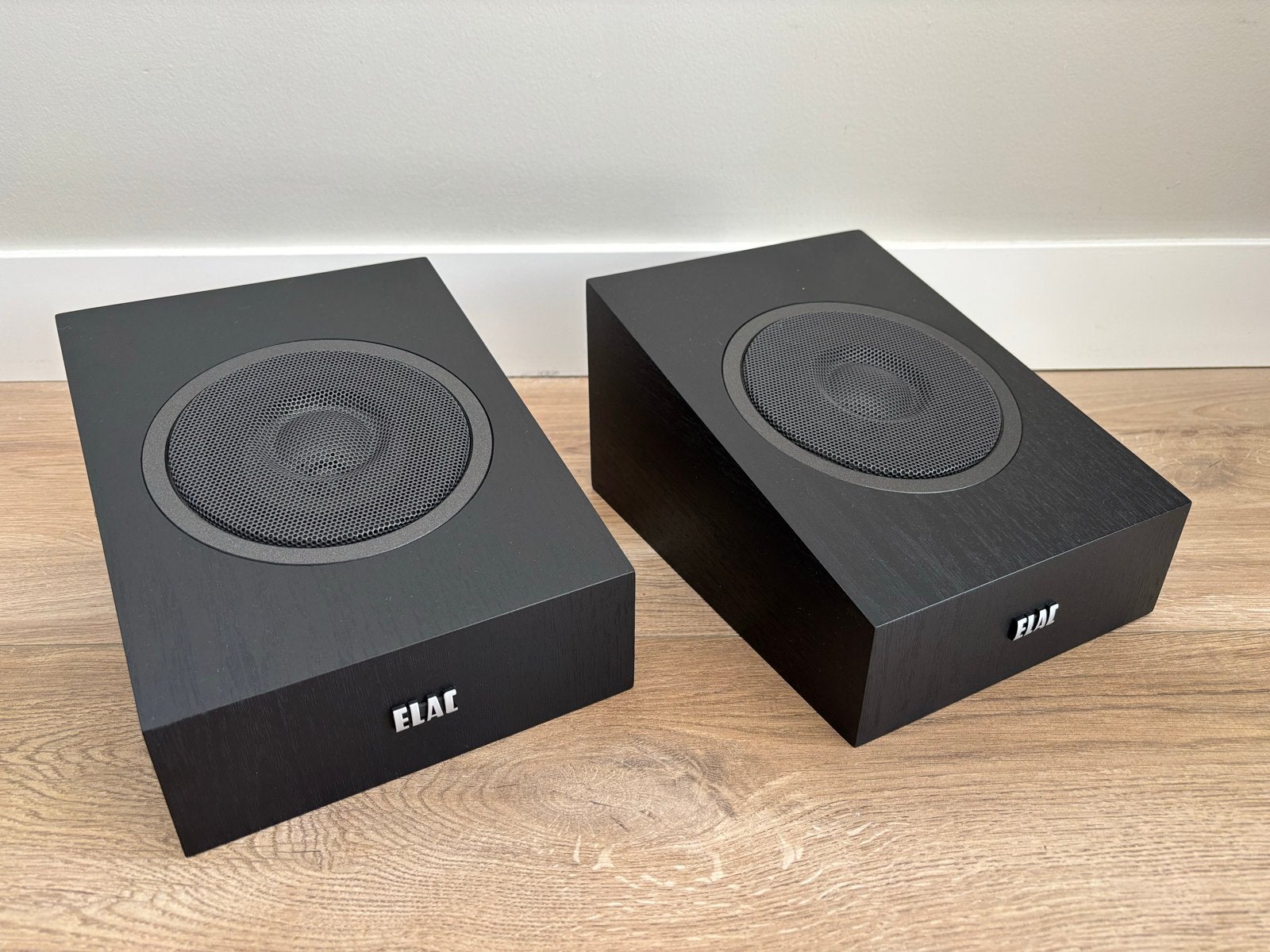 ELAC Debut 2.0 A4.2 Atmos Add-on Speakers - Zwart (paar), Overige merken, Overige typen, Ophalen of Verzenden, Zo goed als nieuw