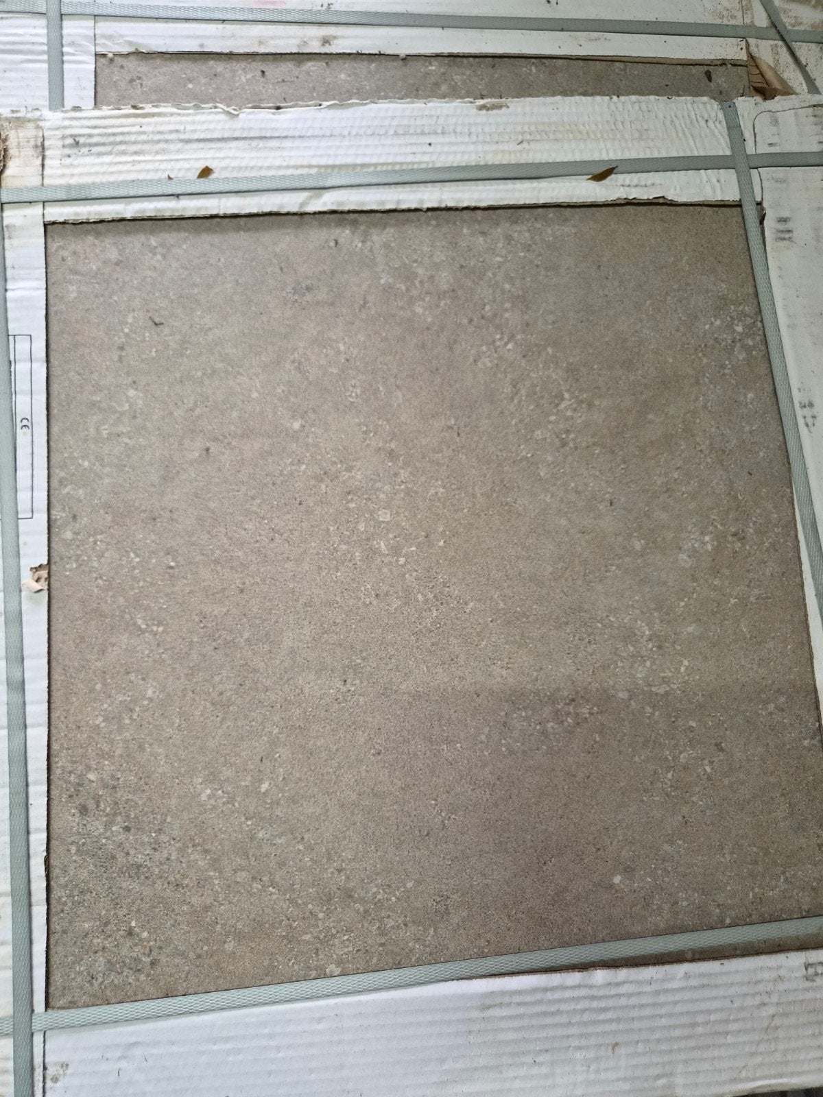 Nieuwe vloertegels - 60x60 cm - Keramiek, 60 cm of meer, Nieuw, Ophalen of Verzenden, 10 m² of meer