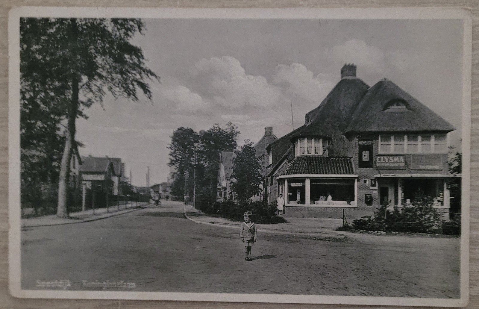 Ansichtkaart Soestdijk - reclameborden, Ophalen of Verzenden, Reclamebord