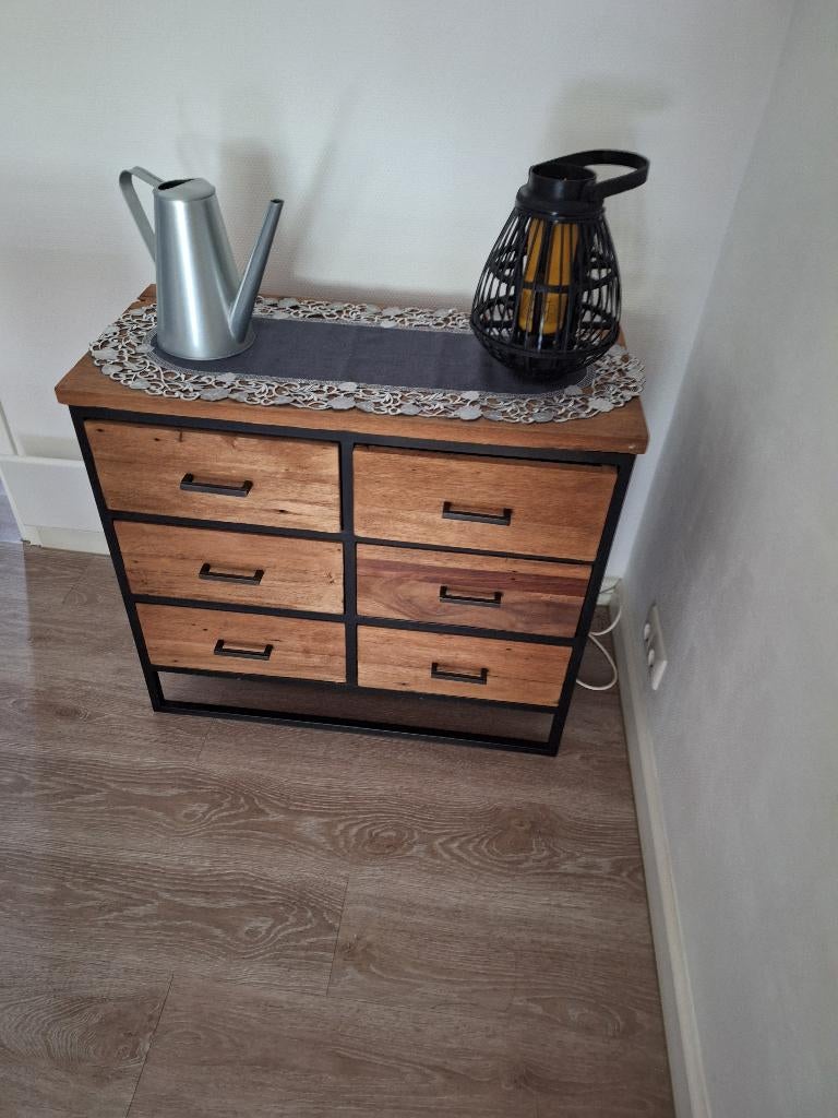 kastje, 50 tot 100 cm, Zo goed als nieuw, Minder dan 100 cm, 25 tot 50 cm