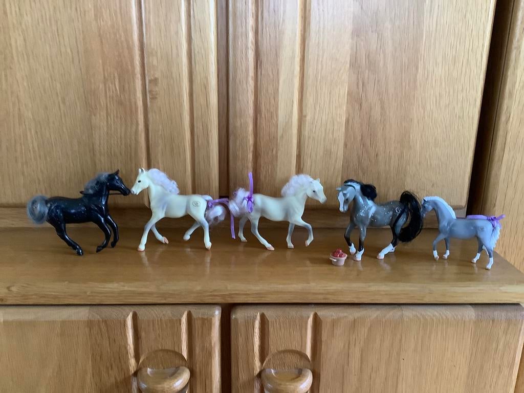 Grand Champinons paardjes uit de jaren 90, Ophalen of Verzenden, Paard, Beeldje of Figuurtje