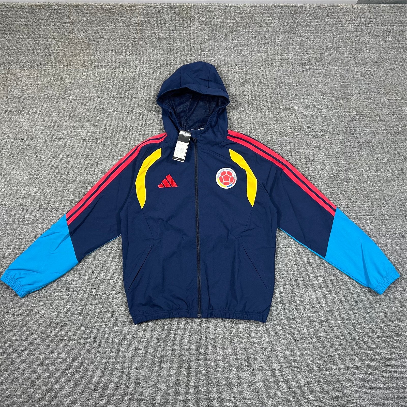 Colombia Voetbal - Diverse Kleding, Maat M, Ophalen of Verzenden, Nieuw, Set