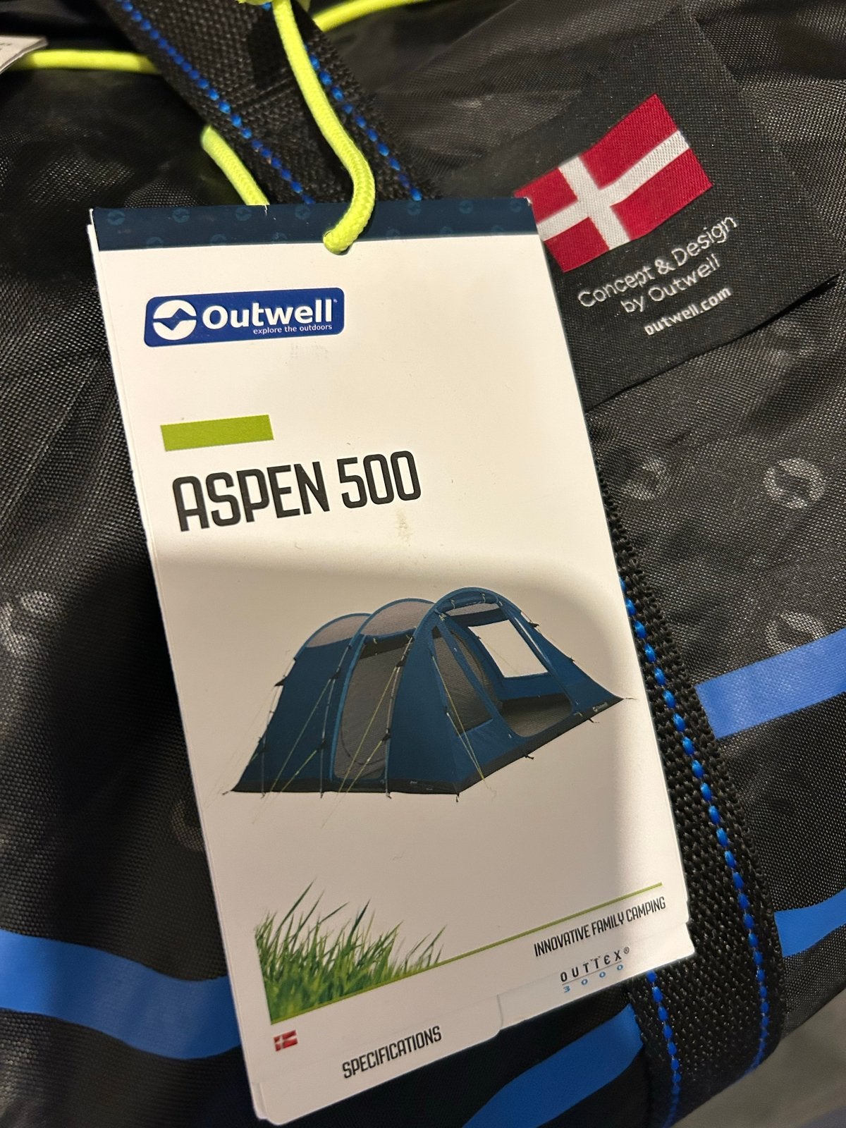 Outwell Aspen 500 Tent met complete kampeeruitrusting, Caravans en Kamperen, Ophalen, Zo goed als nieuw, Tot en met 5