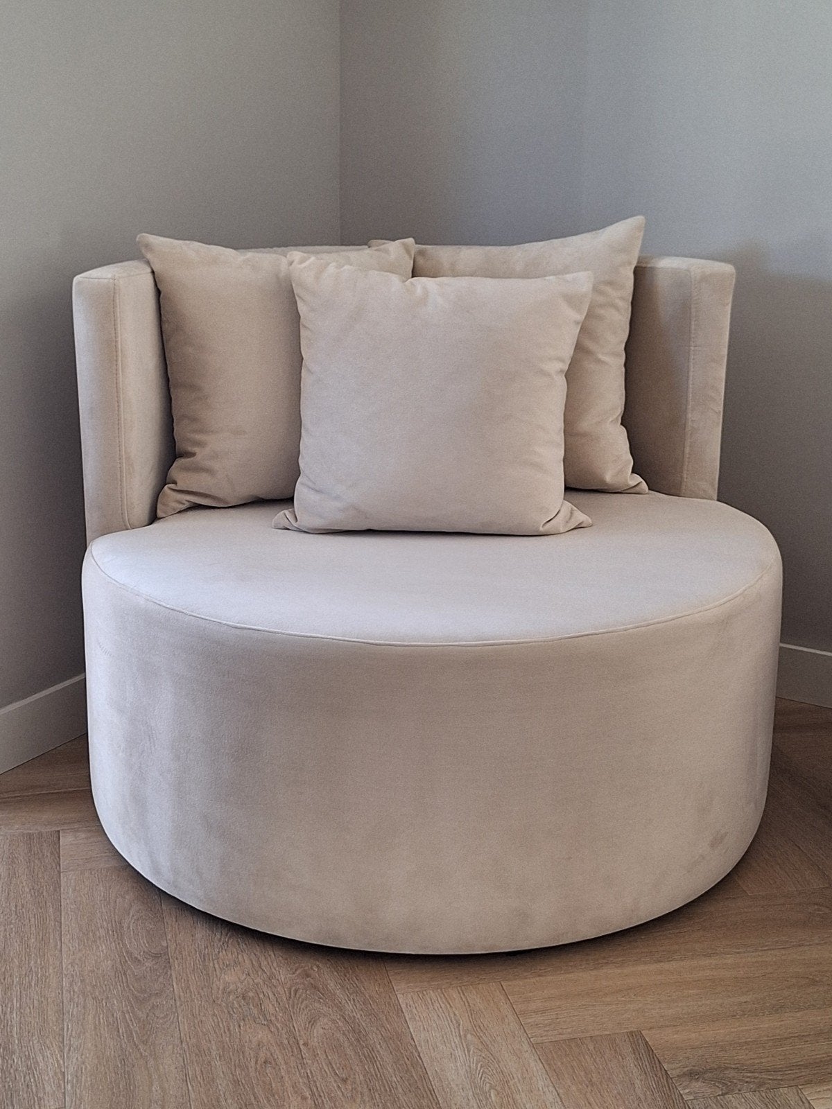2 stuks ronde feauteuil, Ophalen, Zo goed als nieuw, Minder dan 50 cm