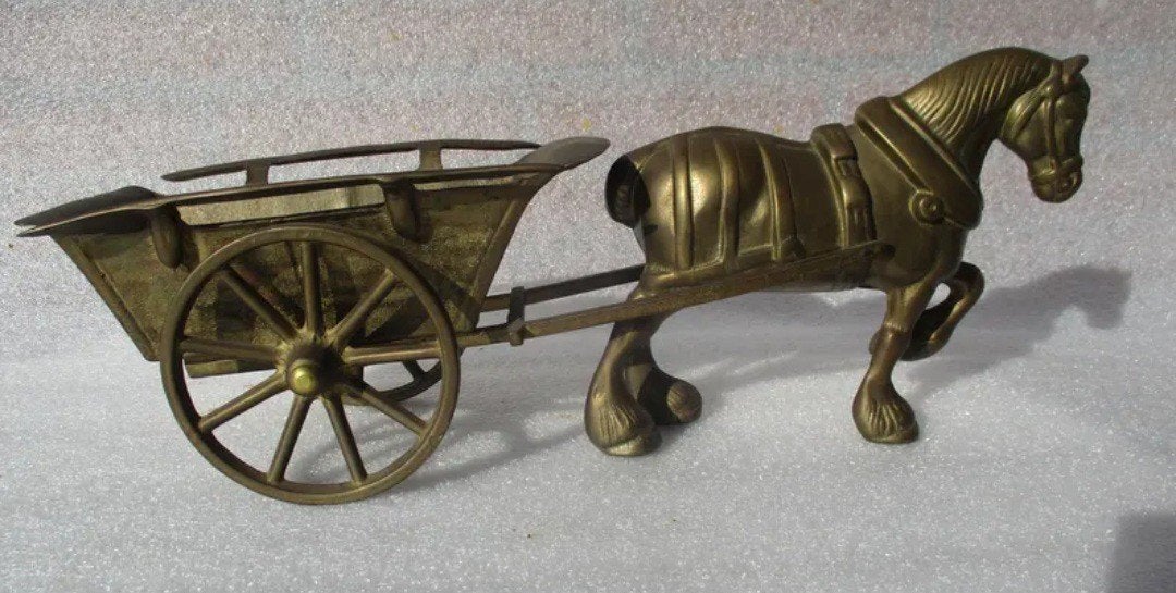 Antiek bronzen paard met kar - Decoratief beeldje, Ophalen of Verzenden