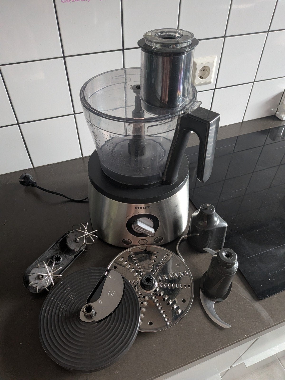 Phillips HR7776 keukenmachine, 4 liter of meer, Ophalen, 3 snelheden of meer