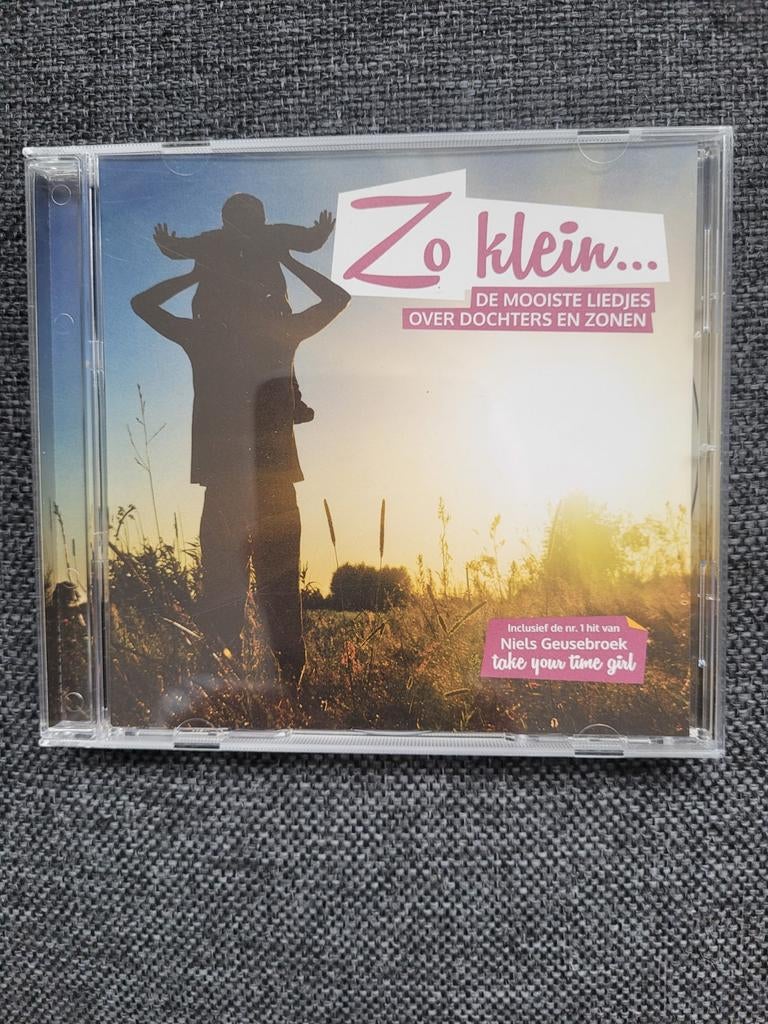 Zo klein...De mooiste liedjes over dochters en zonen, Ophalen of Verzenden, Zo goed als nieuw, Pop