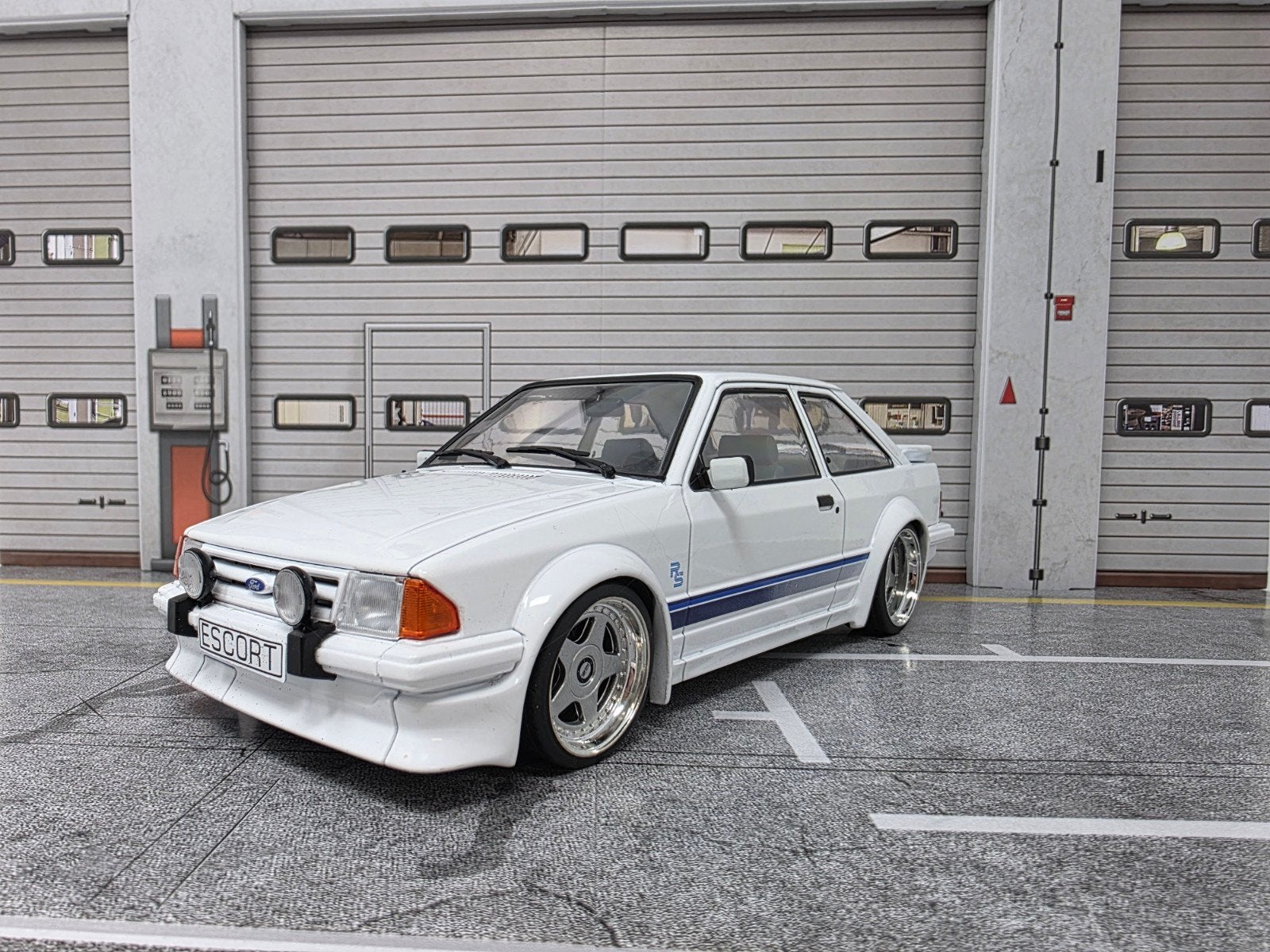 Ford Escort RS Turbo MK3 1:18 in OVP verlaagd op OZ  velgen, Ophalen of Verzenden, Nieuw, Overige merken