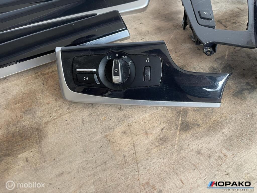 Interieurlijsten set hoogglans zwart BMW 5 serie F10 F11, Gebruikt, Einsteinlaan 5 rijswijk, Bmw, Ophalen of Verzenden