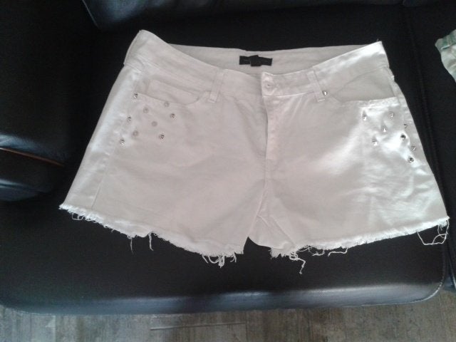 MNG broek kort wit 42, Kleding | Dames, Kort, Wit, Maat 42/44 (L), Ophalen of Verzenden