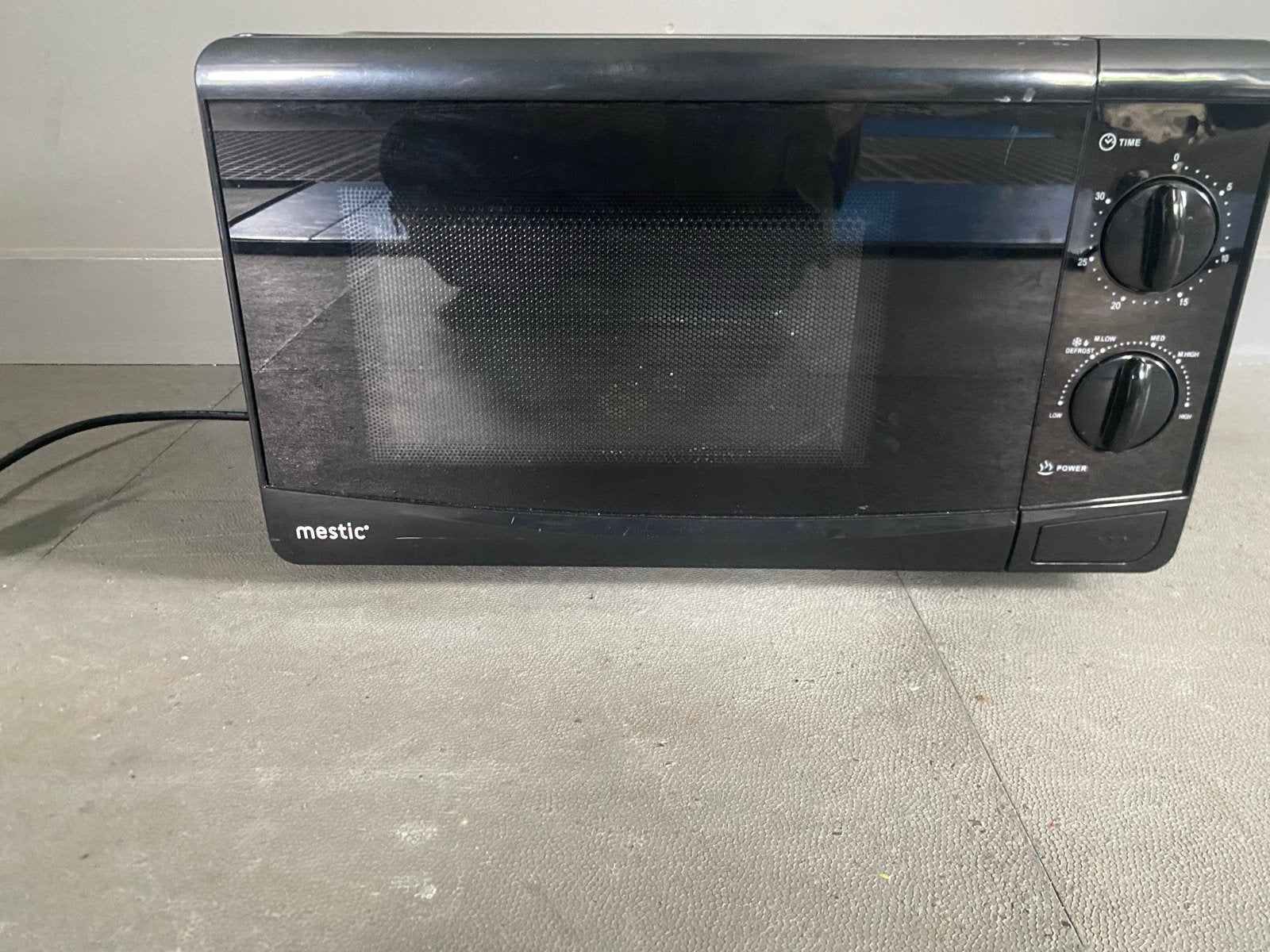 Mestic MM-120 Camping Magnetron - Compact en Krachtig, Witgoed en Apparatuur, Magnetrons, Gebruikt, Vrijstaand, Magnetron, Minder dan 45 cm