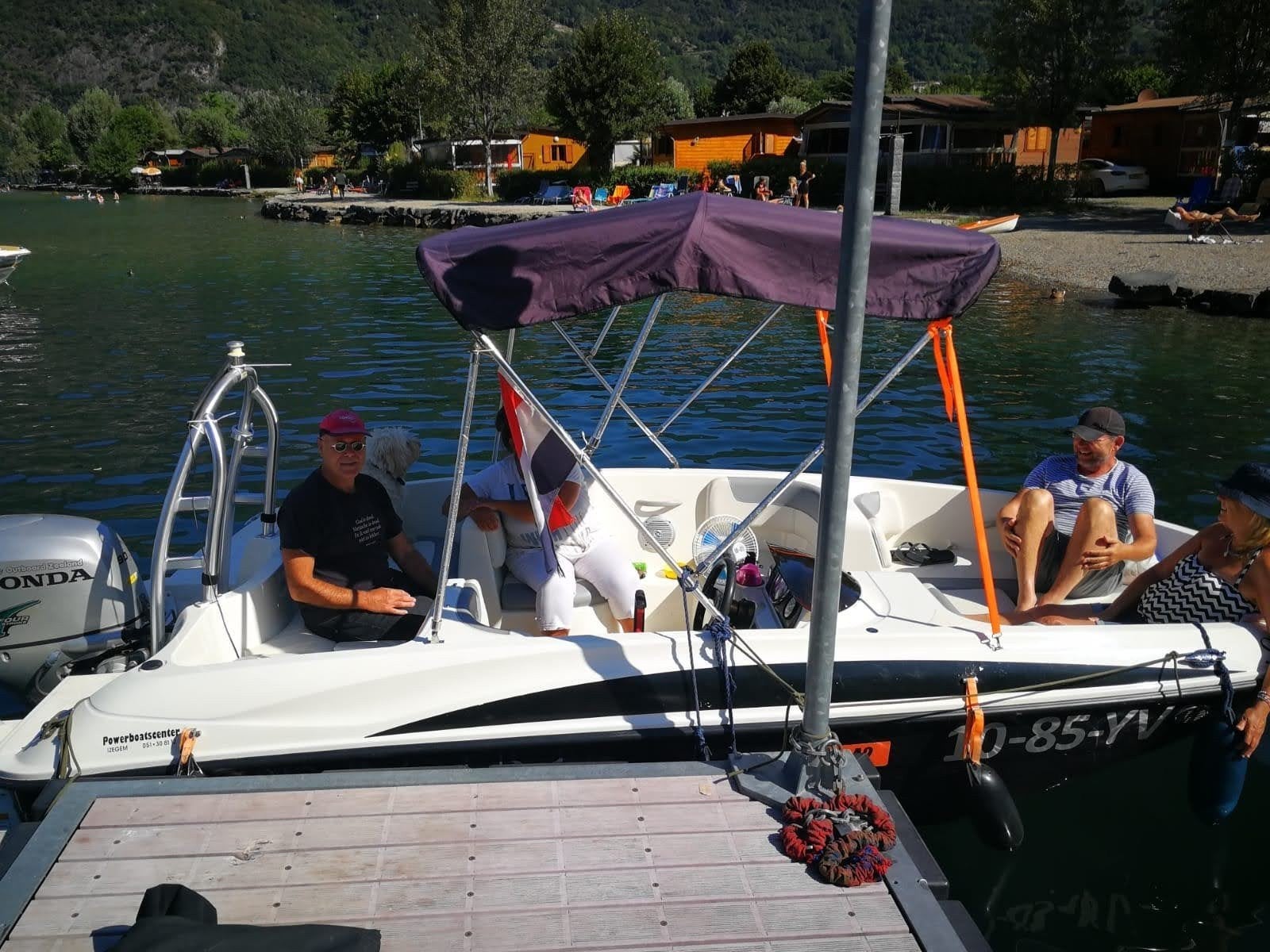 Consoleboot Bayliner Element E5 met trailer, Watersport en Boten, Viertaktmotor, 2.00 meter, Zo goed als nieuw, 2 m