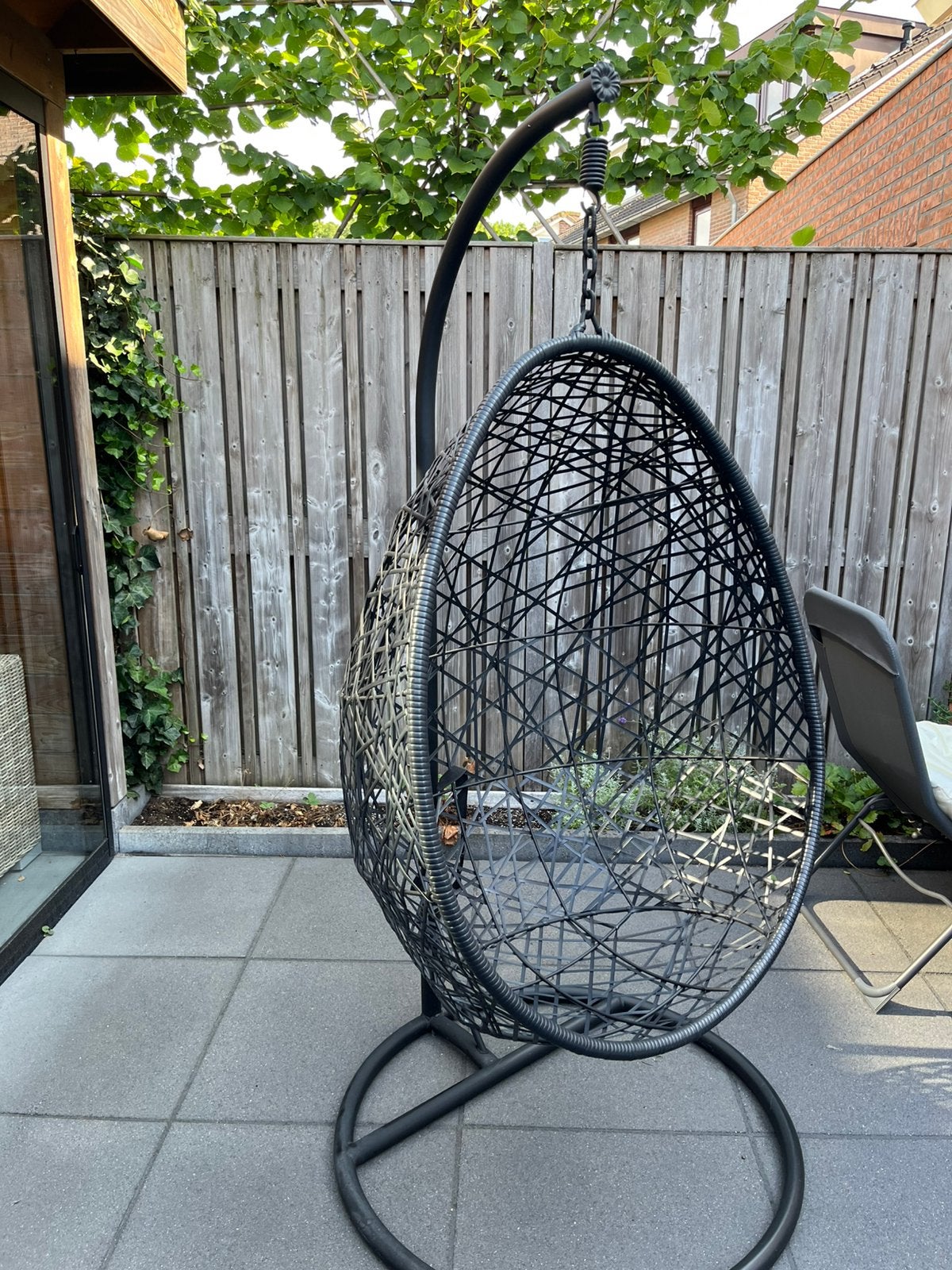 Hangstoel ei met standaard, Tuin en Terras, Ophalen, Gebruikt