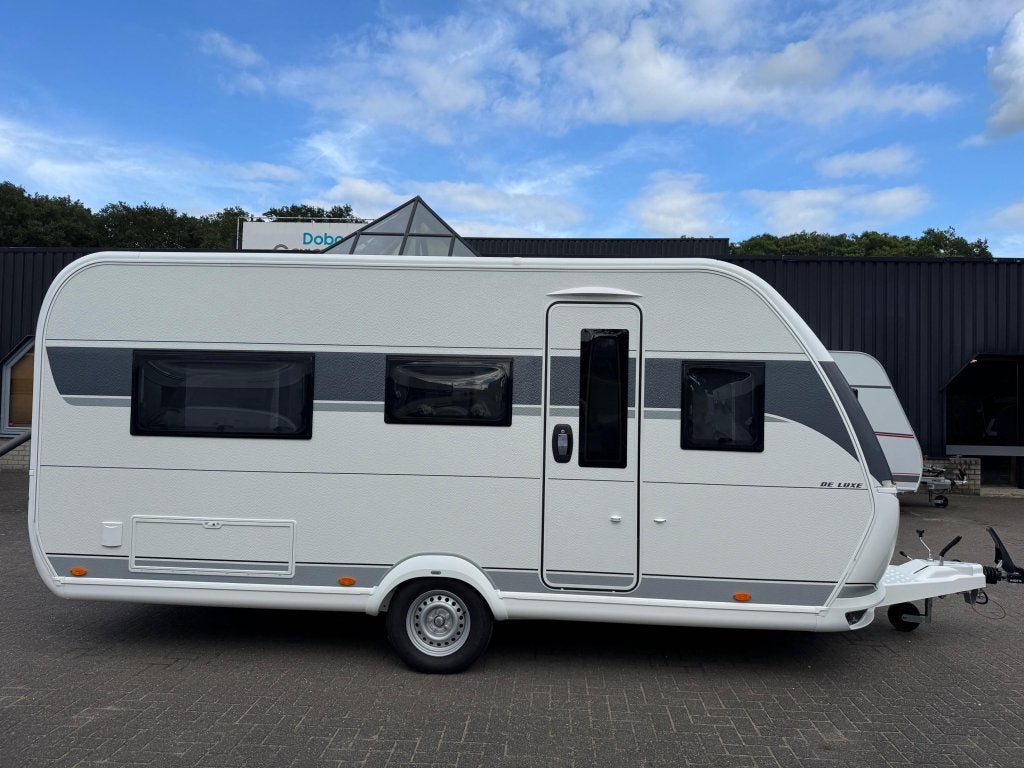 Hobby de Luxe 460 LU 2026 | Enkele bedden, Caravans en Kamperen, Rondzit, Hobby, Bedrijf, Tot en met 3