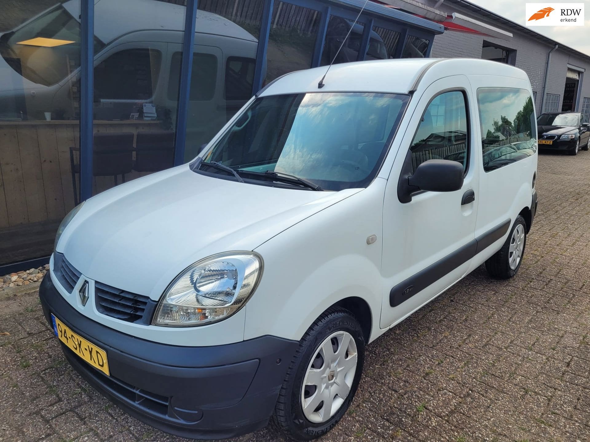 Renault Kangoo 1.2-16V Authentique, Voorwielaandrijving, 4 cilinders, Wit, Bedrijf