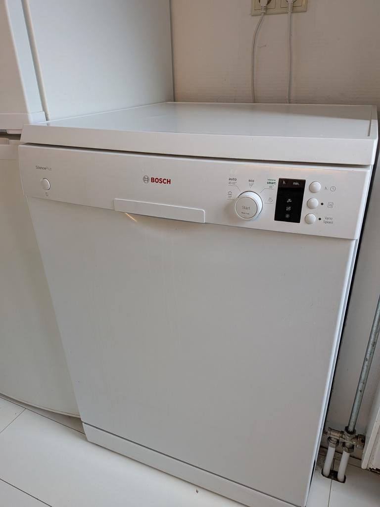 Vaatwasser Bosch, Witgoed en Apparatuur, Vaatwasmachines, Zo goed als nieuw, 85 tot 90 cm, Ophalen