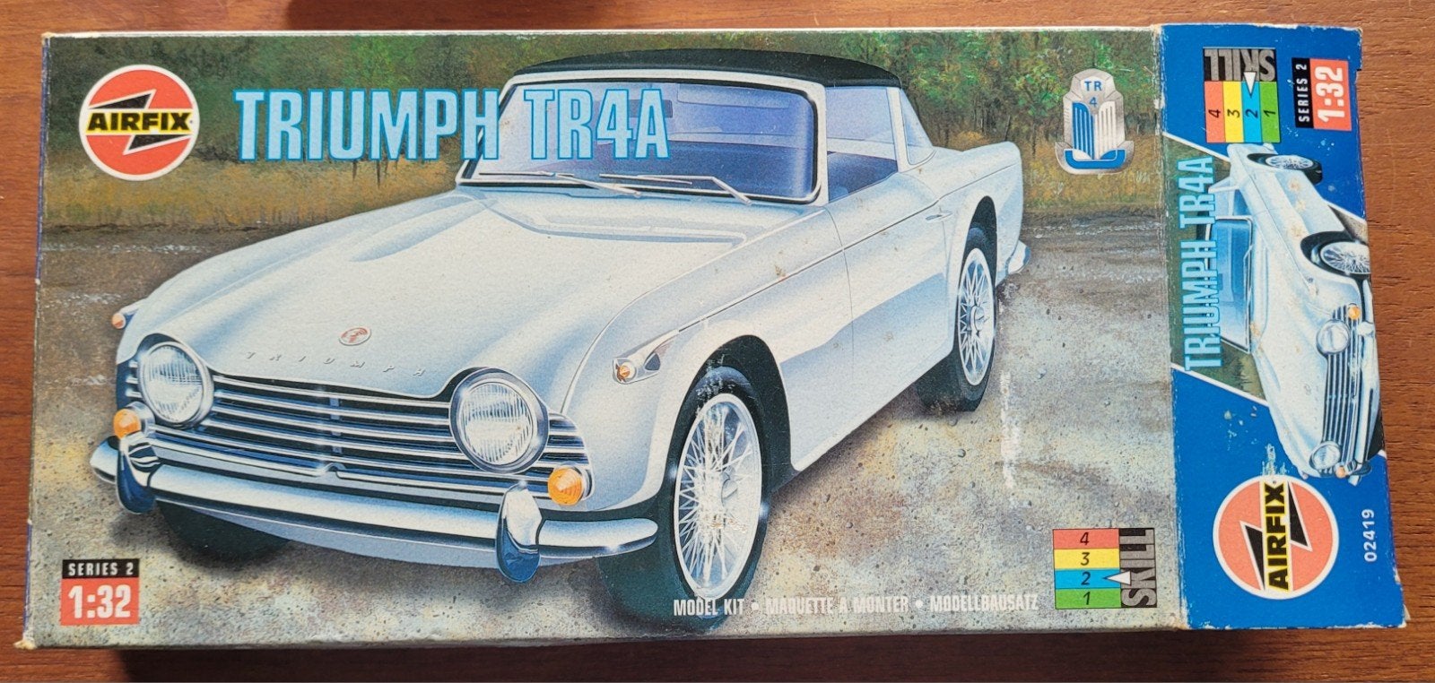 Airfix Triumph TR4A Modelbouwkit 1:32 - Nieuwstaat, Auto, 1:32 tot 1:50, Nieuw, Ophalen of Verzenden
