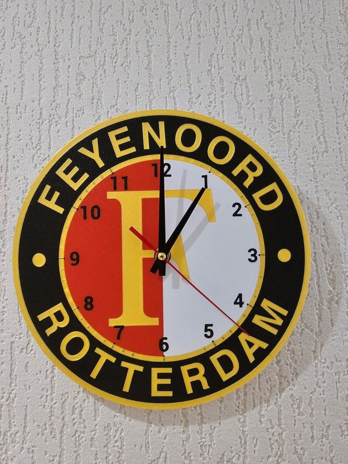 Feyenoord,Heerenveen uniek Wandklok, Wandklok, Werkt op batterijen, Nieuw, Ophalen of Verzenden