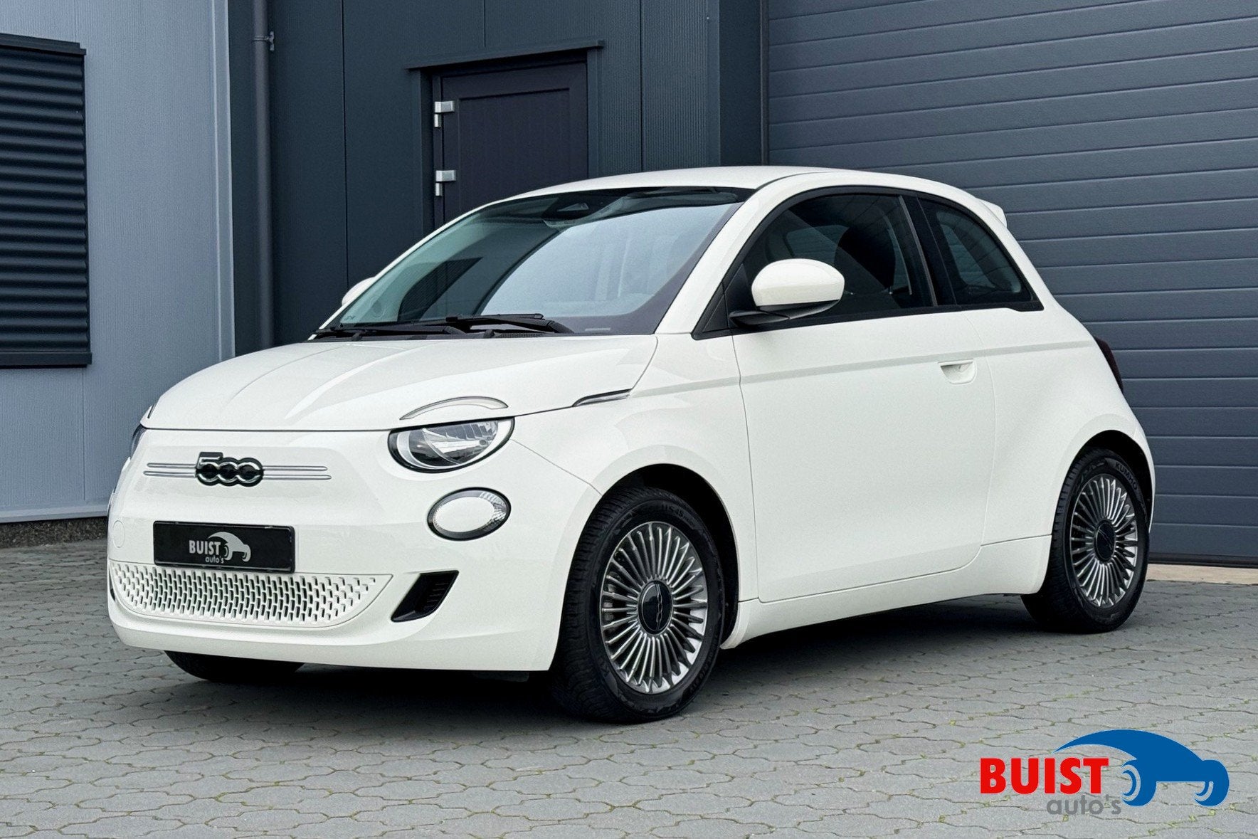 Fiat 500 42 kWh CARPLAY CRUISE 16" GROTE ACCU! 6X OP VOORRAA, Auto's, Dealer onderhouden, Stof, Geheel digitaal combi-instrument