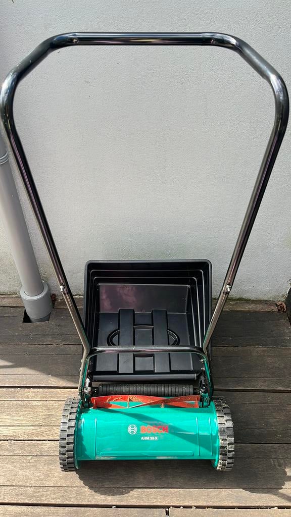Bosch grasmaaier, Ophalen, Zo goed als nieuw