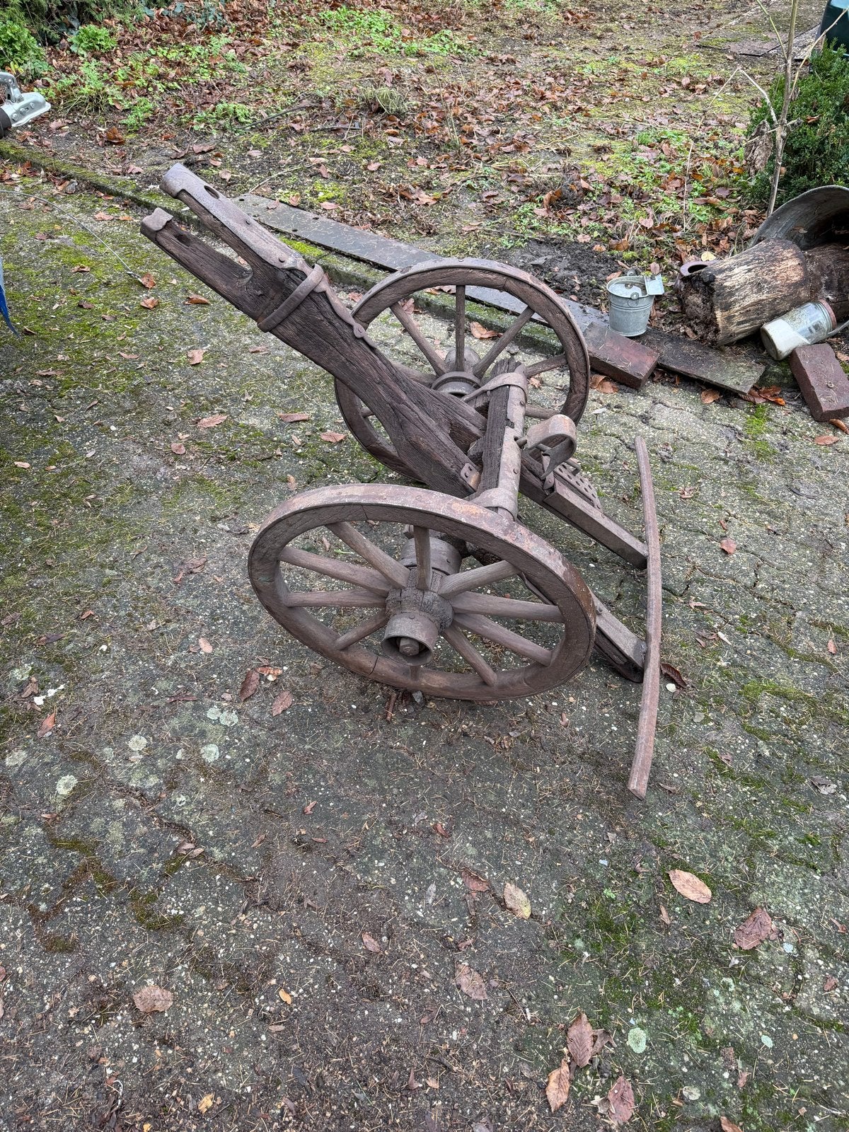 Antieke houten wagen met ijzeren wielen, Ophalen of Verzenden