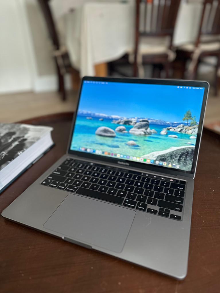 MacBook Pro (2020) M1 • 16GB RAM • 512GB SSD • Spacegrijs, Qwerty, 13 inch, 512 GB, Zo goed als nieuw