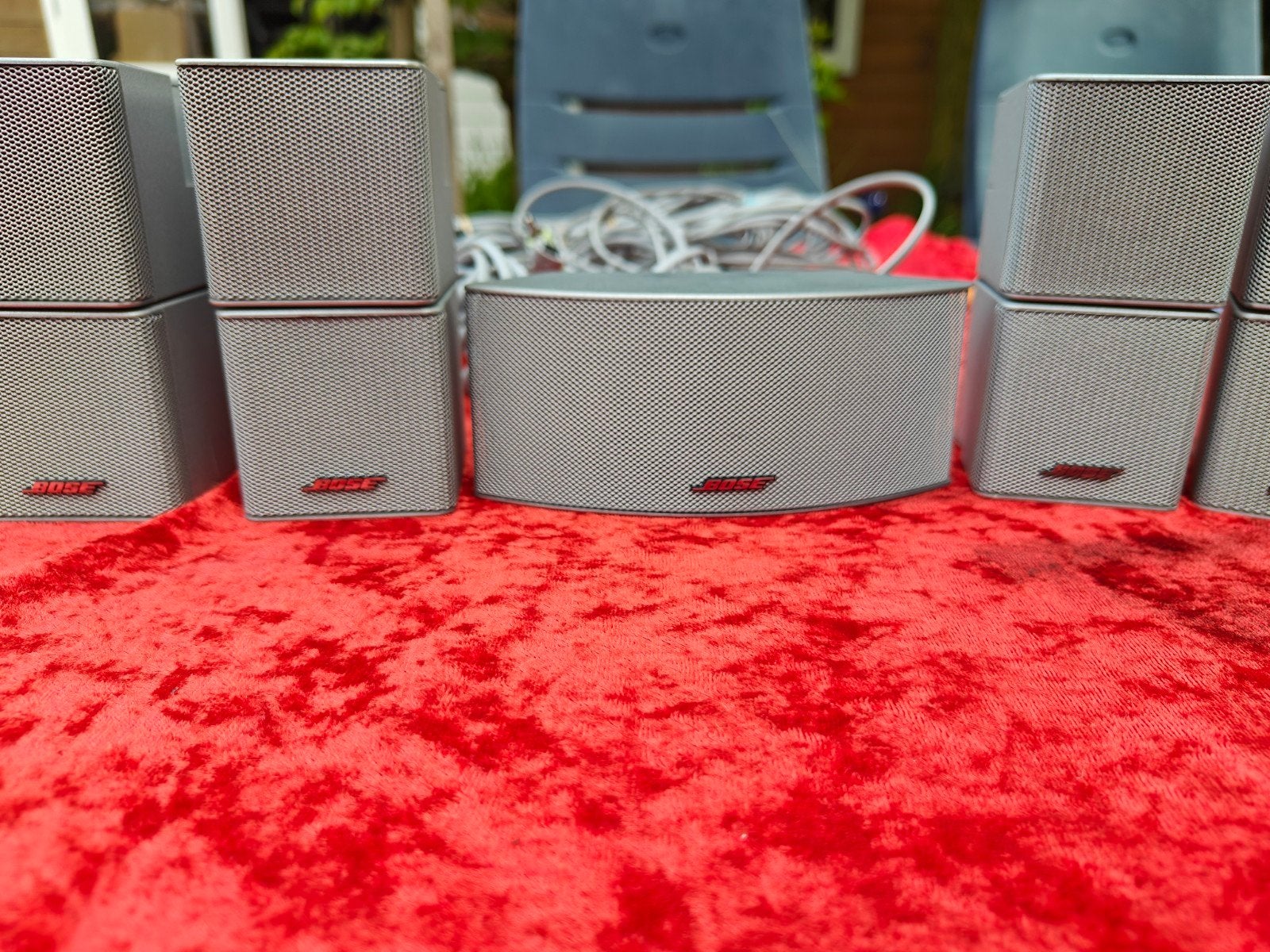 Bose Jewel luidsprekers 5x Zilvergrijs + luidsprekerkabels, Overige merken, 70 watt of meer, Ophalen of Verzenden, Zo goed als nieuw