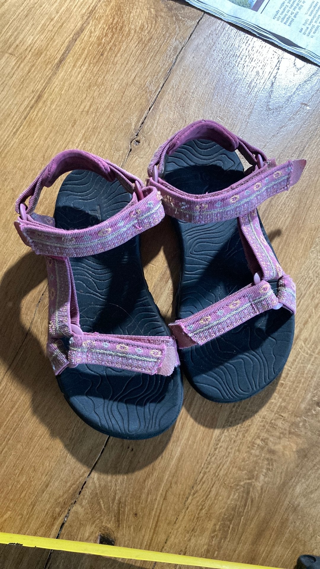 Teva 28 / 29 roze, Kinderen en Baby's, Ophalen of Verzenden, Zo goed als nieuw, Meisje, Overige typen