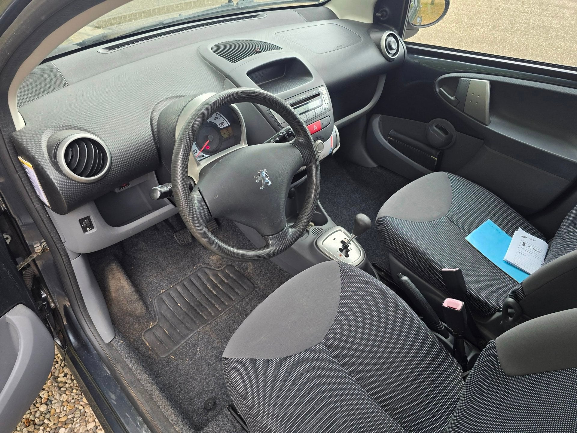 Peugeot 107 1.0-12V XS Airco 5-Deurs, Auto's, Gebruikt, 4 stoelen, 68 pk, Origineel Nederlands