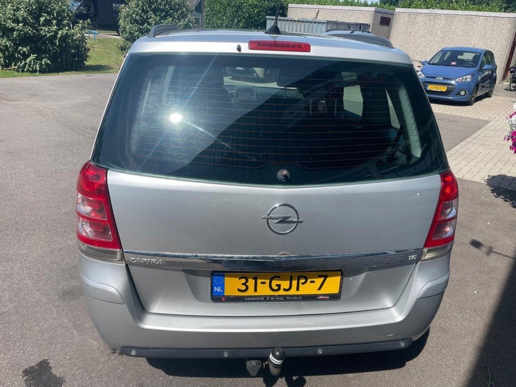 Opel ZAFIRA 1.6 TEMPTATION Navi Cruise Airco Trekhaak, Voorwielaandrijving, 4 cilinders, 1000 kg, 1405 kg