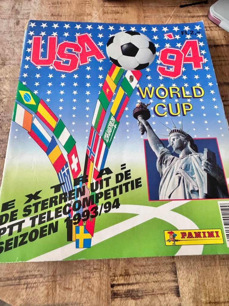 Panini Voetbal Album USA 94 Compleet, Verzamelen, Ophalen of Verzenden, Gebruikt, Overige sporten, Boek of Tijdschrift