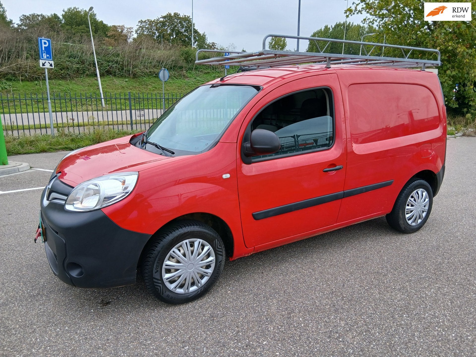 Renault Kangoo 1.5 dCi 75 Energy Comfort!EURO 6!WEINIG KM:45, Auto's, Voorwielaandrijving, Stof, Gebruikt, 4 cilinders