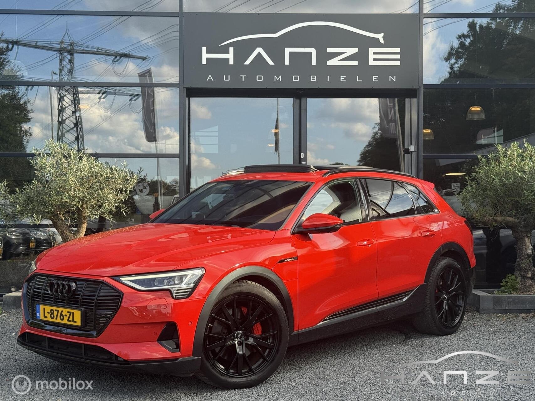 Audi e-tron 55 quattro|Pano|RS-Stoel|HUD|95 kWh|SoH 90%|360|, Auto's, Automaat, 131 €/maand, 95 kWh, Leder