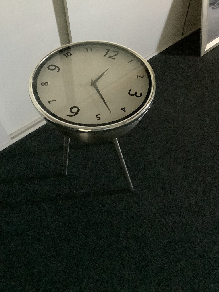 Klok op pootjes, Ophalen, Gebruikt, Analoog, Staande klok