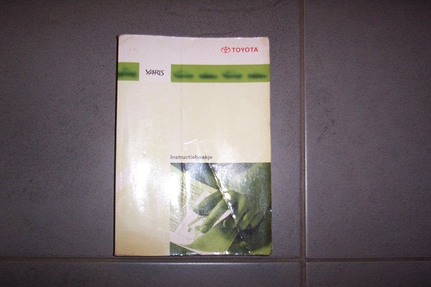 Gebruikershandleiding TOYOTA YARIS type P10/P20 1999/2006, Auto diversen, Ophalen of Verzenden