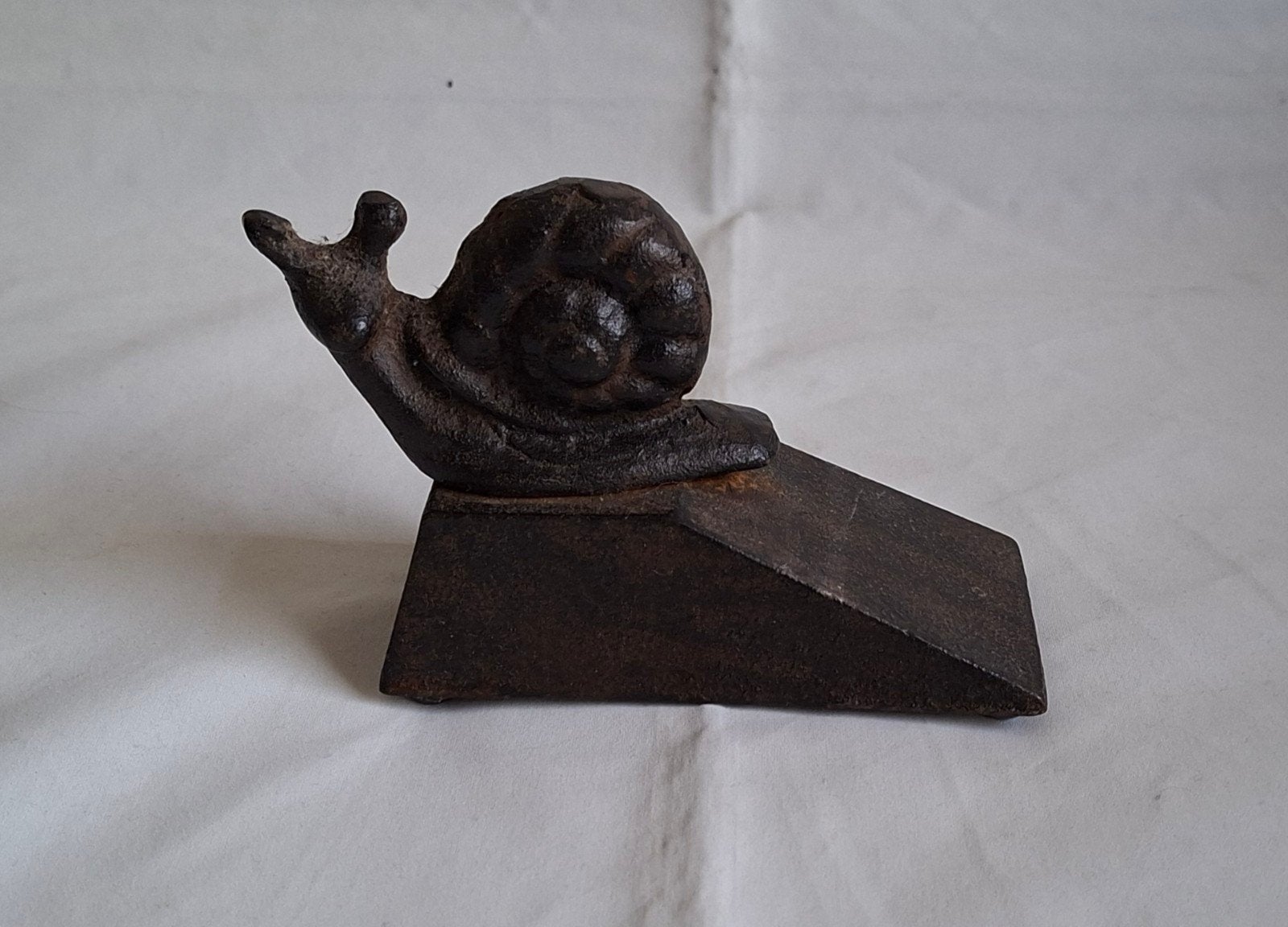 Brocante Deurstopper Slak - Gietijzer met Patina, Binnen, Gebruikt, Ophalen of Verzenden, Bruin